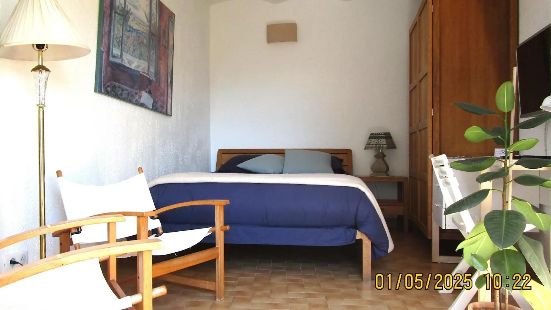 Nice - Studio Independant En Villa - Mer Ville Calme Jardinet contacts